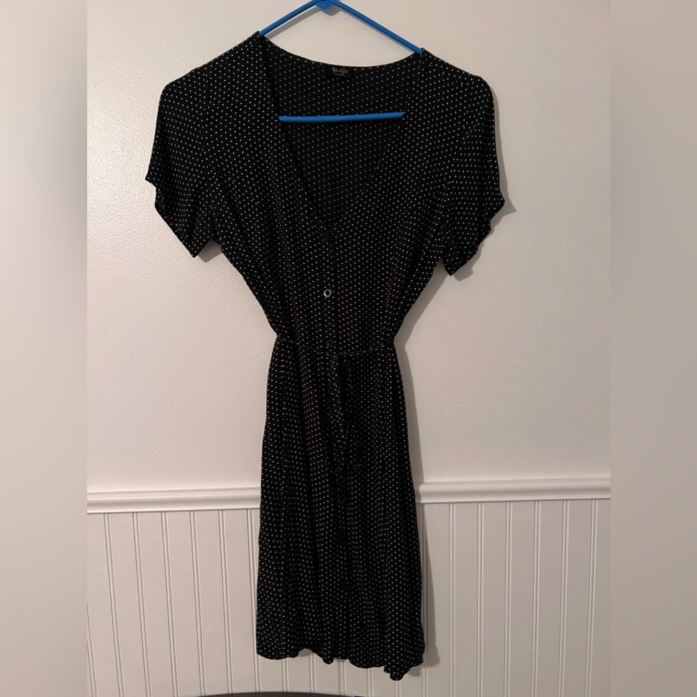 Black polkadots dress mid thigh size small